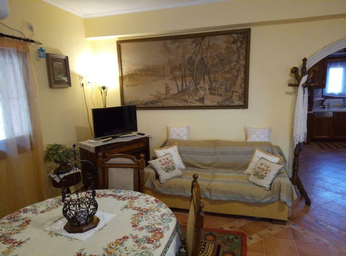 Villa Silvia Ágios Matthaíos Eksteriør bilde